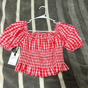 Red plaid crop top with princess, puffy sleeves. Size small and unworn